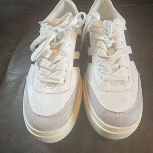Women's White and Black Athletic Shoes